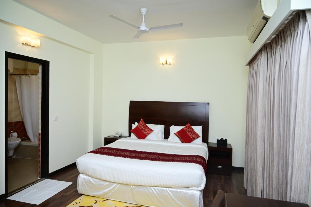 Sterling Keys By Tgi Bangalore Exterior foto